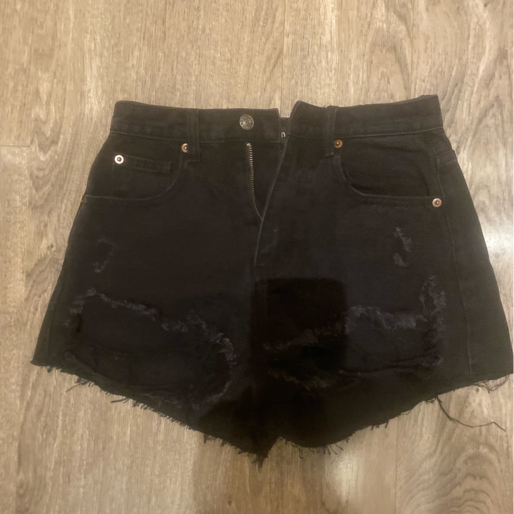 Pretty little thing distressed BF jean shorts